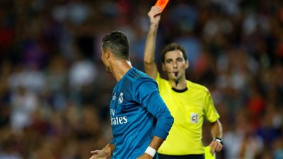 القلق يسيطرعلى جماهير الريال بعد تعيين دي بورغوس لنهائي كأس ملك إسبانيا