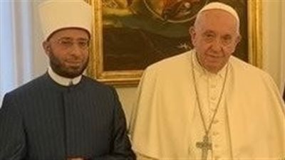 وزير الأوقاف ينعى بابا الفاتيكان: رمز الإنسانية والسلام