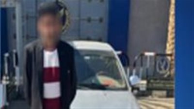 كشف ملابسات جلوس أطفال أعلى الجزء الخلفى للسيارة في الشرقية