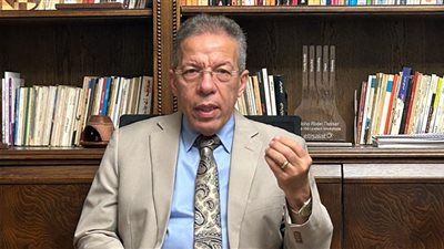 أسامة عبد الحي: التنسيق مع وزارة الصحة مستمر لتحسين أوضاع الأطباء