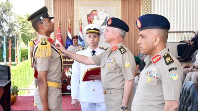 القوات المسلحة تحتفل بتخريج الدفعة (167) من كلية الضباط الإحتياط