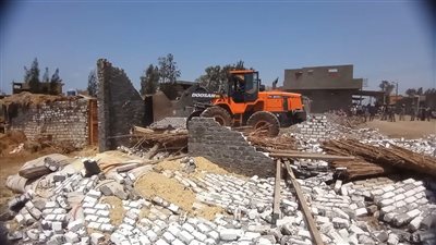 محافظ كفرالشيخ يتابع الموجة الـ 25 لإزالة التعديات على أملاك الدولة (صور)