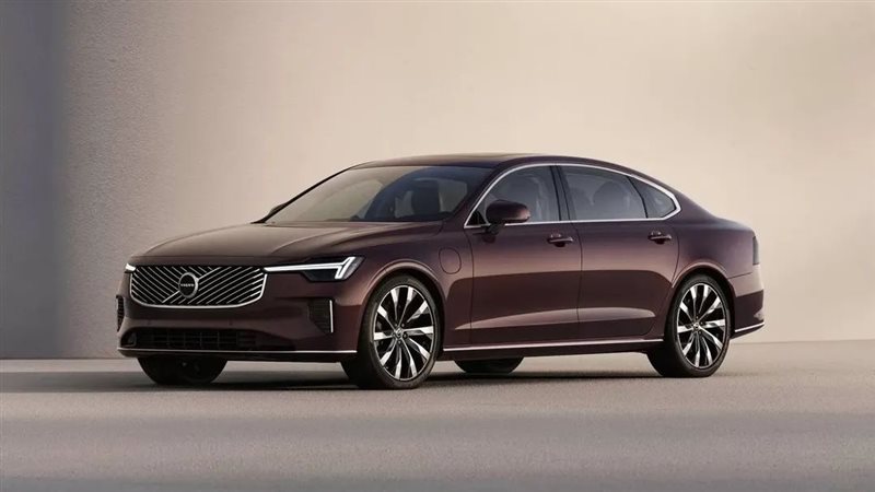 فولفو S90