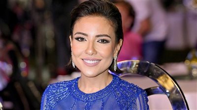 «كوافيرة» للمرة الثانية.. مي كساب تعود للسينما بعد غياب في «مؤلف ومخرج وحرامي»