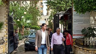 نائب محافظ الدقهلية في زيارة مفاجئة لحي غرب المنصورة لمتابعة ملفات التصالح وتطوير الممشى الجديد