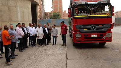 محافظ المنوفية يتفقد مجمع صوامع شبين الكوم لمتابعة انتظام عمليات توريد القمح