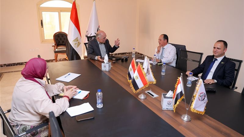 اجتماع حزب الجبهة الوطنية