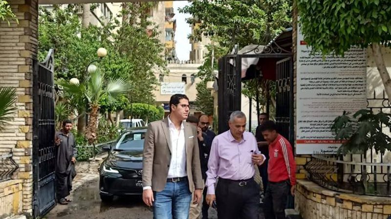 نائب محافظ الدقهلية في زيارة مفاجئة لحي غرب  المنصورة