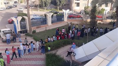 بهجة الربيع تجمع العائلات في احتفال هيئة الكتاب بمركز الشروق الثقافي