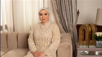 السيدة انتصار السيسي تكرم عددا من الفنانين دعموا ذوي الهمم في أعمالهم