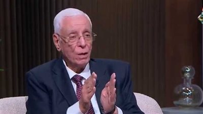 حسام موافي: صيام الكبار يحتاج تقييمًا طبيًا و60 عامًا السن المبكر للمعاش