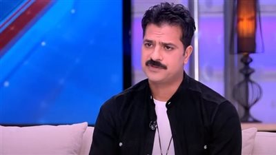 مصطفى أبو سريع يعلن انفصاله عن زوجته.. تفاصيل