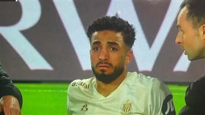 خرج باكيا.. محمد عبد المنعم يتعرض لإصابة قوية أمام باريس سان جيرمان