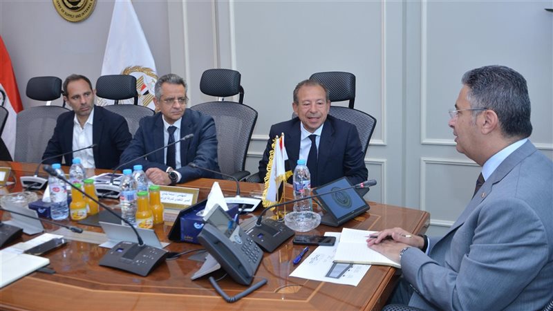 وزير التموين