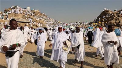 ما  الآداب التي ينبغي أن يتحلى بها الحاج في تأدية المناسك؟ الافتاء تجيب
