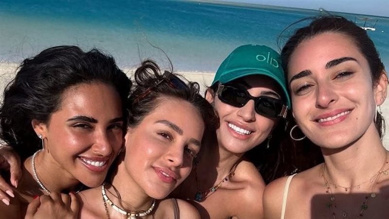 أمينة خليل ودينا الشربيني وجميلة عوض وآية سماحة