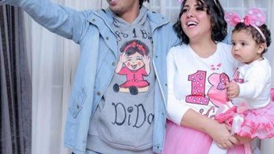 «صوتها حلو زي مامتها».. ظهور مميز للفنانة مي كساب وابنتها 