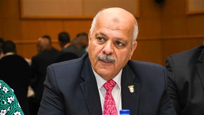 الاتحاد الدولي للرماية يهنئ حازم حسني لفوزه بمنصب الأمين العام للجنة الأولمبية المصرية