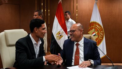 بالأرقام.. وزير العمل يكشف لـ