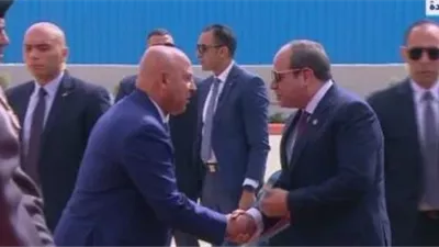 الرئيس السيسى يصل مقر احتفالية عيد العمال فى السويس