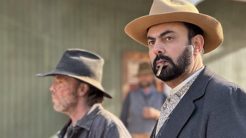 محمد كريم في فيلم The Gunslingers