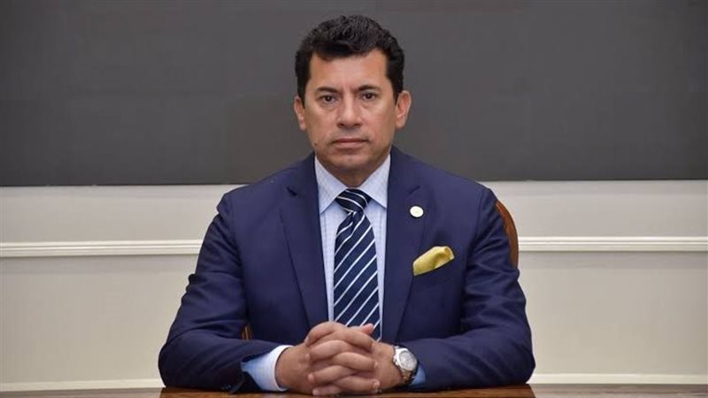وزير الشباب والرياضة