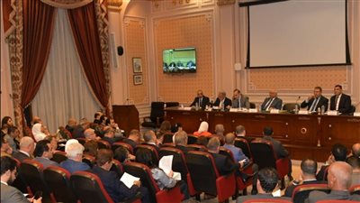 «هعلمك الأدب».. تفاصيل خناقة لجنة الإسكان في مجلس النواب