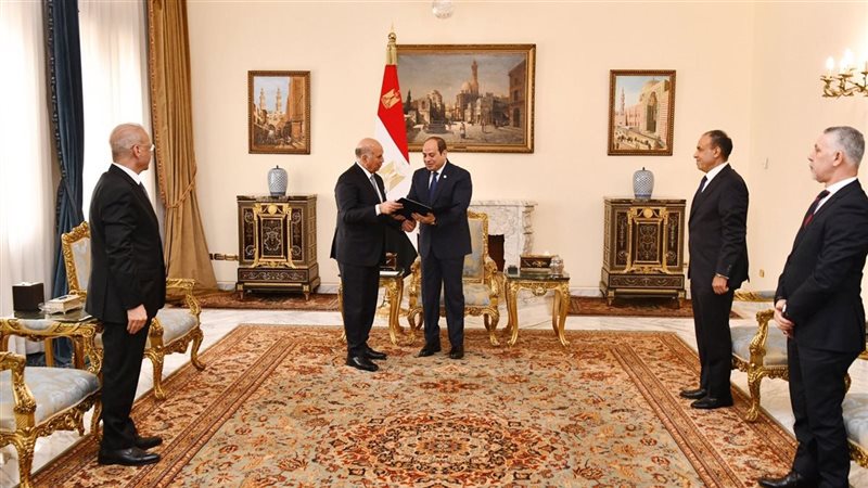 الرئيس السيسي ونائب رئيس الوزراء العراقي