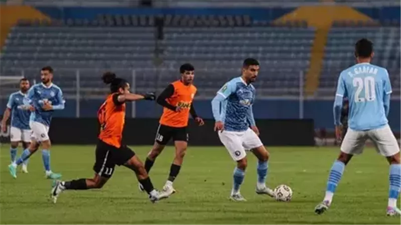 بيراميدز وفاركو