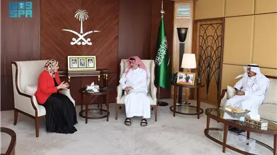 سفير السعودية يستقبل الأمين العام لصندوق تطوير التعليم بمصر