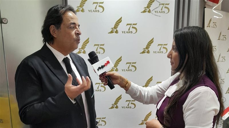 عمر شلبي مع محررة الجمهور 