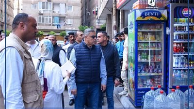 في جولة مفاجئة.. محافظ الإسكندرية يزور سوق زنانيري ومحطة قطار سيدي جابر 