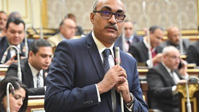 ايهاب منصور:  420 ألف وحدة سكنية مغلقة و95% من أصحابها لا يحتاجونها 