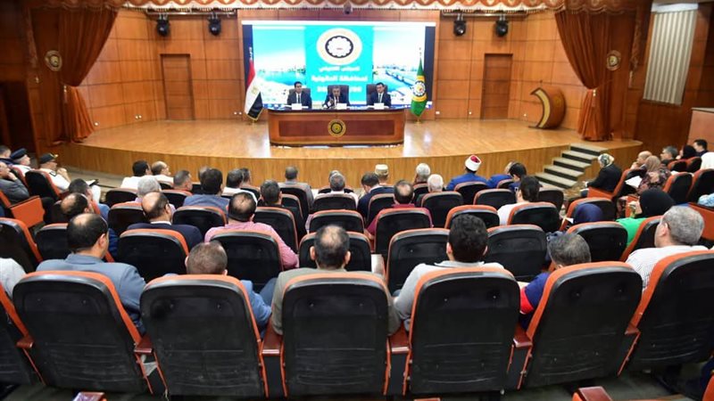 مافظ الدقهلية في اجتماع المجلس التنفيذي للمحافظة