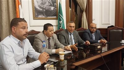 بحضور رئيس الوفد.. اللجنة النوعية تناقش طلبات المرشحين للانتخابات البرلمانية