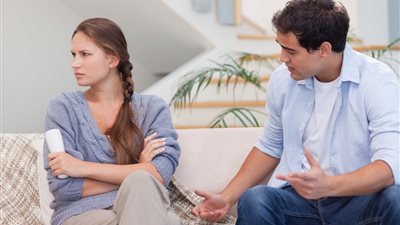 إستشارية أسرية : غياب الوعي في الليلة الأولى من الزواج يهدد استقراره (فيديو)