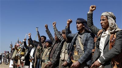 الحوثيون: مستعدون لاستهداف السفن والبوارج الأمريكية في البحر الأحمر