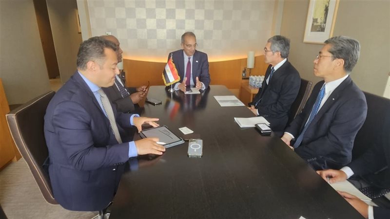 عمرو طلعت