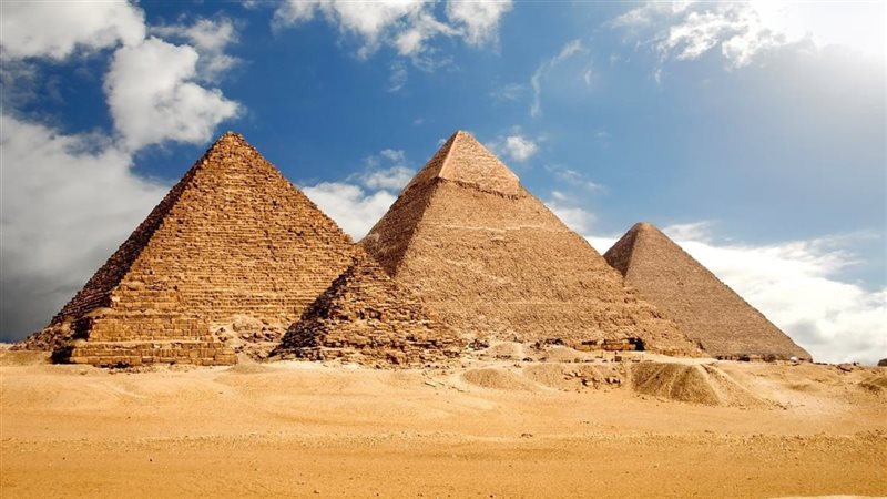 الأهرامات