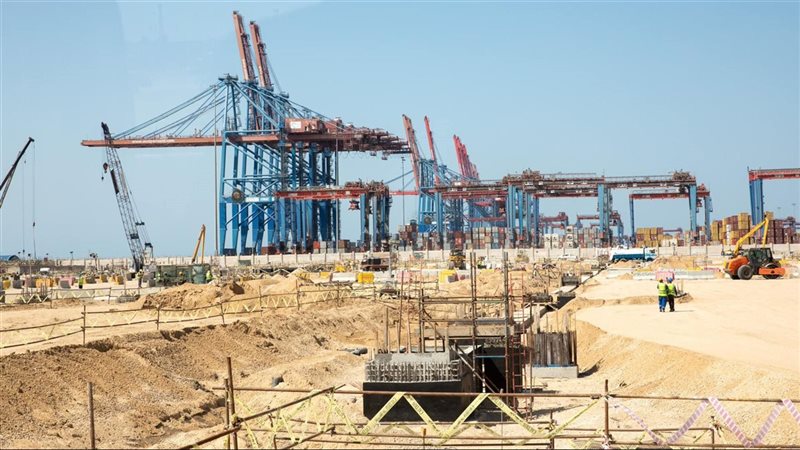 محطة الحاويات 2 بشرق بورسعيد