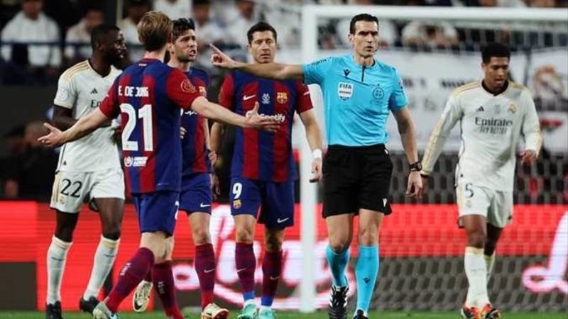 ريال مدريد وبرشلونة 