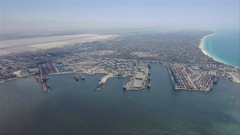محطة الصب الجاف النظيف بميناء الدخيلة