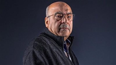  بعد حادث لأحد أفراد أسرته.. حجاج عبد العظيم يوجه رسالة لأشرف ذكي 