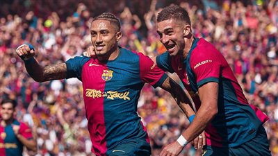 برشلونة يعمق من جراح ريال مدريد برباعية ويقترب من التتويج بالدوري الإسباني
