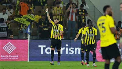 اتحاد جدة يضرب الفيحاء بثلاثية نظيفة ويقترب من التتويج بالدوري السعودي
