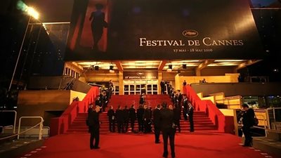 الطائرات الخاصة تثير الجدل في كان.. دعوات بيئية لرحلات أكثر استدامة لنجوم السينما