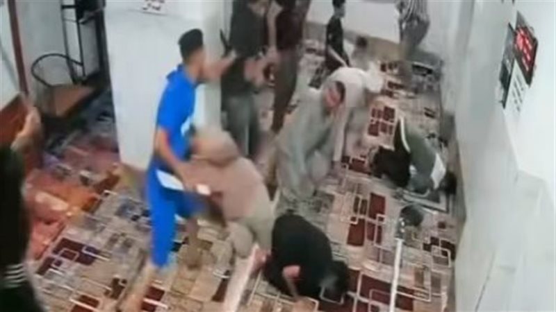 المتهمين أثناء الواقعة 