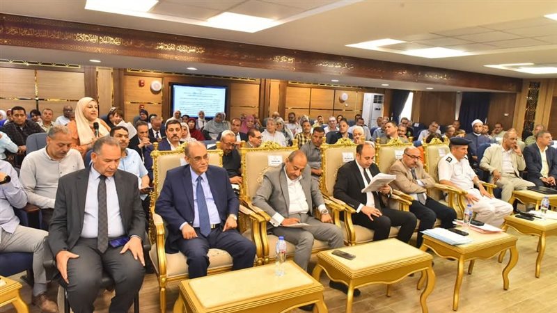 اجتماع المجلس التنفيذي بمحافظة اسيوط