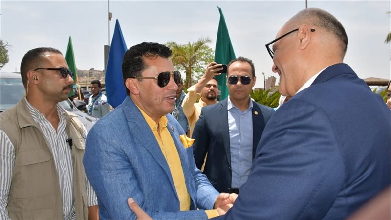 وزير الشباب والرياضة