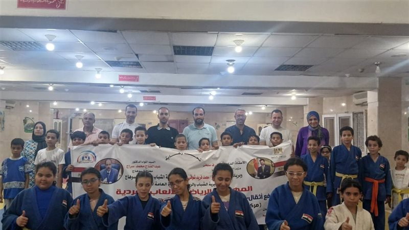 وكيل الشباب بسوهاج يشهد ختام المهرجان الرياضي للألعاب الفردي